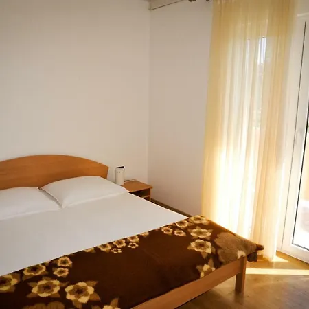 Benko-lopar Apartment Lopar
