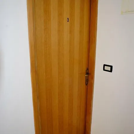 Benko-lopar Apartment Lopar