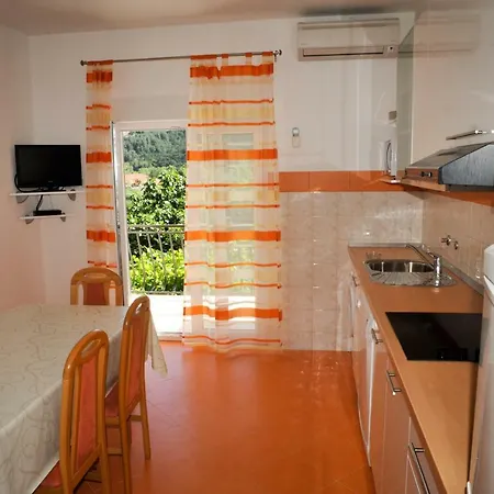 Benko-lopar Apartment *